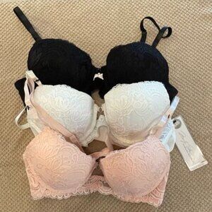 Marilyn Monroe bras
